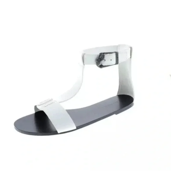 Sandals - Picture 1 of 7